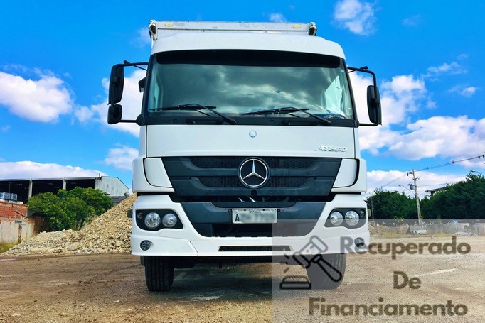 MB2426 Mercedes Benz - 14/14