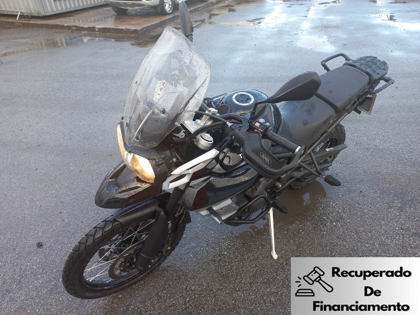 TIGER 800 XCX