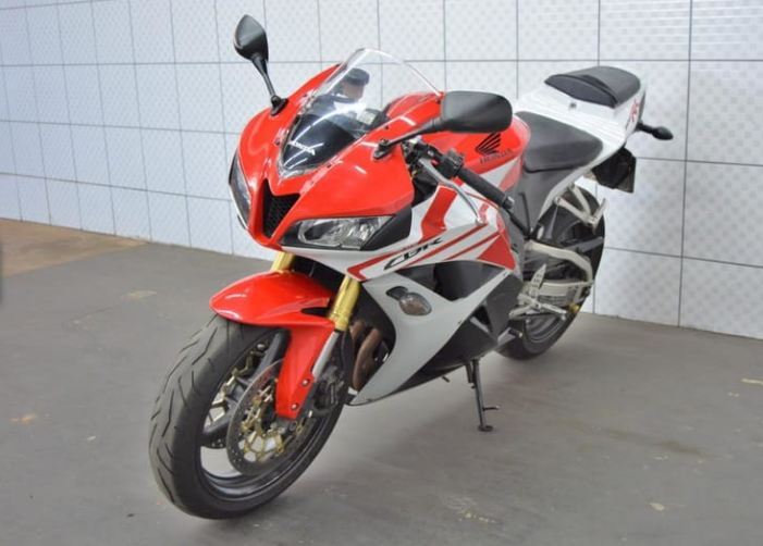 HONDA CBR 600 RR